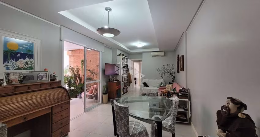 APARTAMENTO 3 QUARTOS, SACADA COM CHURRASQUEIRA A CARVÃO NO CÓRREGO GRANDE!