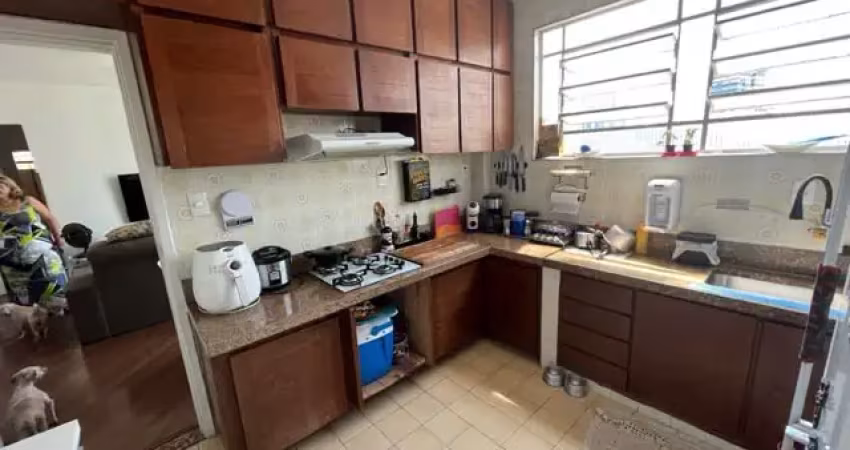 Vendo 2 dorms com garagem na ponta da praia ref. 2753