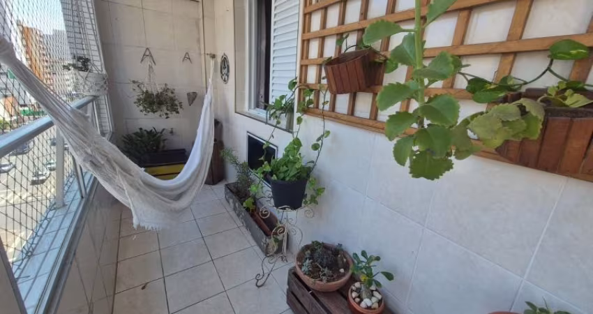 Apto com vista lateral mar, amplo e bem iluminado no Itararé – São Vicente Ref. 2772