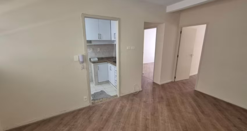 Apartamento Próximo Mar na Pompéia em Santos