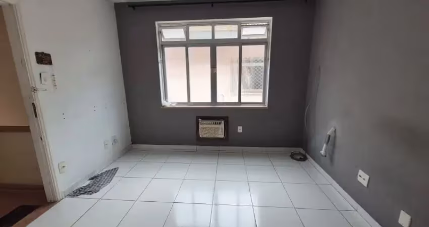 Alugo apartamento 2 dormitórios na ponta da praia ref. 2810