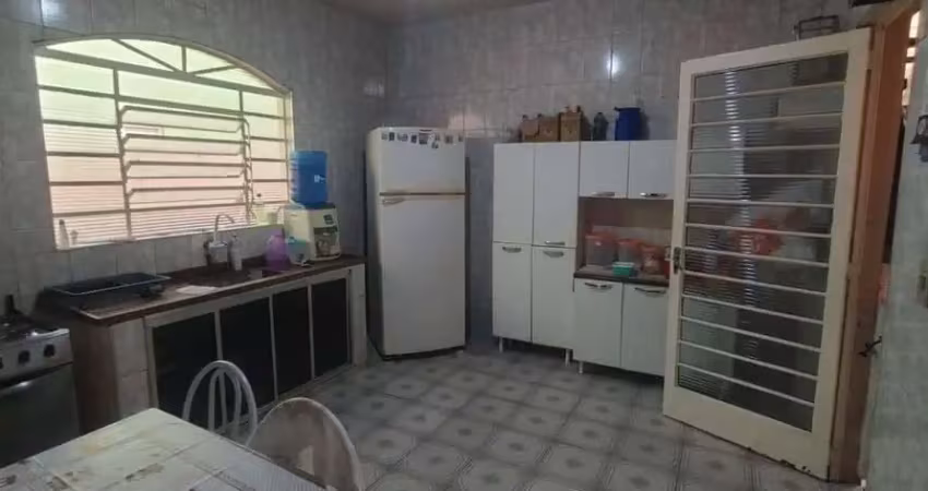 Casa com 4 quartos à venda na Rua Professor Dorival Dias de Carvalho, 114, Parque Três Meninos, Sorocaba