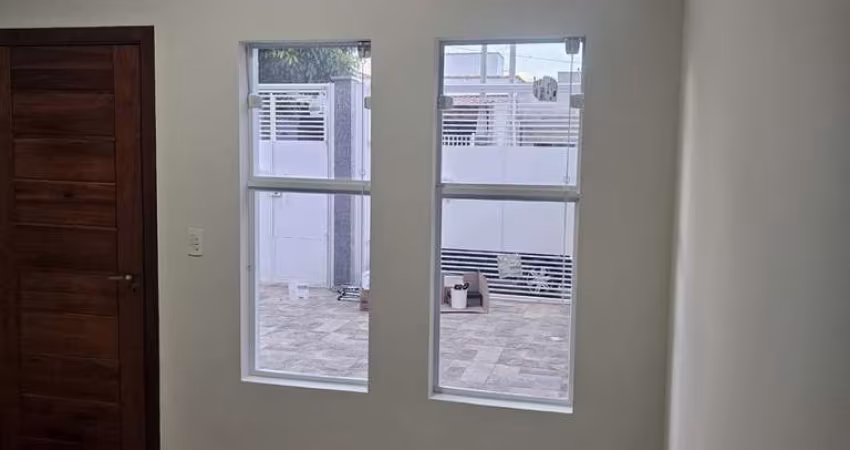 Casa com 2 quartos à venda na Esdras Gonçalves, 18, Parque Vista Barbara, Sorocaba