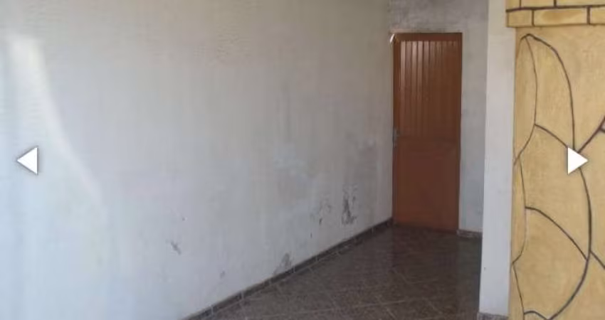 Casa com 2 quartos à venda na Monte Alegre, 258, Centro, Votorantim