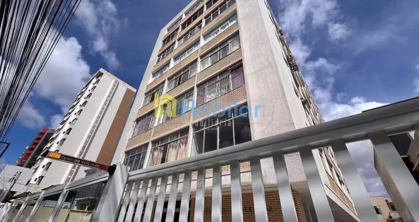 Apartamento com 3 quartos para alugar na Praça Camerino, 66, Centro, Aracaju