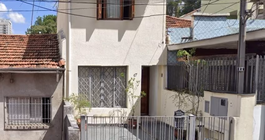 Sobrado com 2 Quartos e 2 banheiros para Alugar, 110 m² por R$ 2.800/Mês