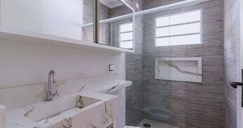 Jardim das Industrias, casa com 2 dorms / Aceita permuta