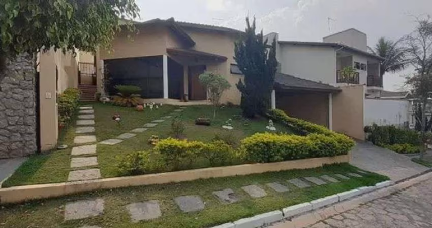 Condominio Coleginho, em Jacareí / Casa com 3 dorms - Aceita permuta de igual valor