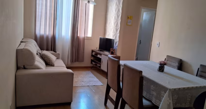 Jardim América, apto com 2 dorms com elevador