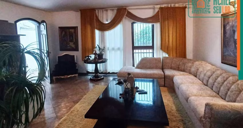 Sobrado a venda no Butantã, São Paulo, SP, com 210m² de área construída, 3 dormitórios, sendo 1 suíte, garagem 4 autos