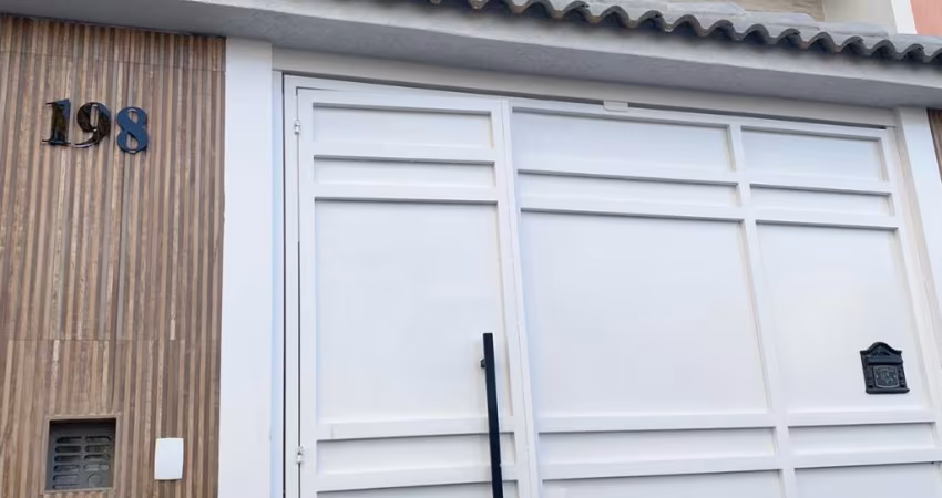 Ótimo sobrado com piscina na Penha