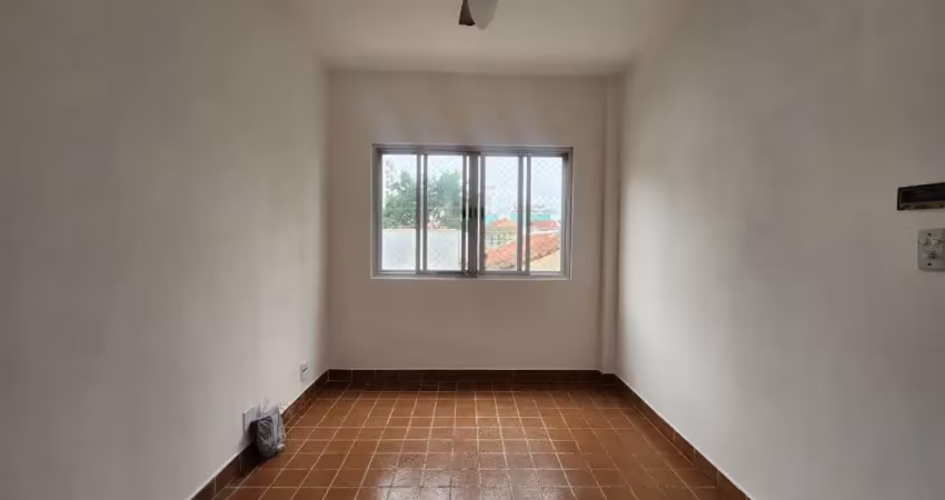 Somente 235 mil 2 dormitorios no canto do forte em praia grande