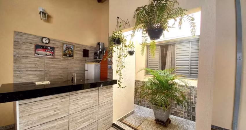 Casa para Venda em Ribeirão Preto, Parque dos Pinus, 3 dormitórios, 1 suíte, 3 banheiros, 2 vagas