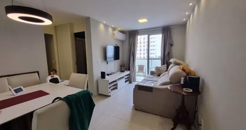 Vendo minha praia 2 quartos sol da manhã na melhor posição e coluna do condomínio