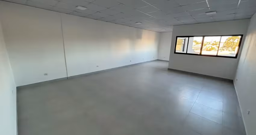 Sala comercial com 1 sala para alugar na Rua Miguel Bertolino Pizatto, 1115, Iguaçu, Araucária