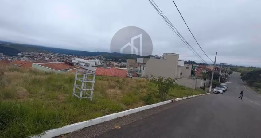 Terreno à venda na Avenida Vereador José Gomes Filho, 09, Jardim das Hortênsias, Poços de Caldas