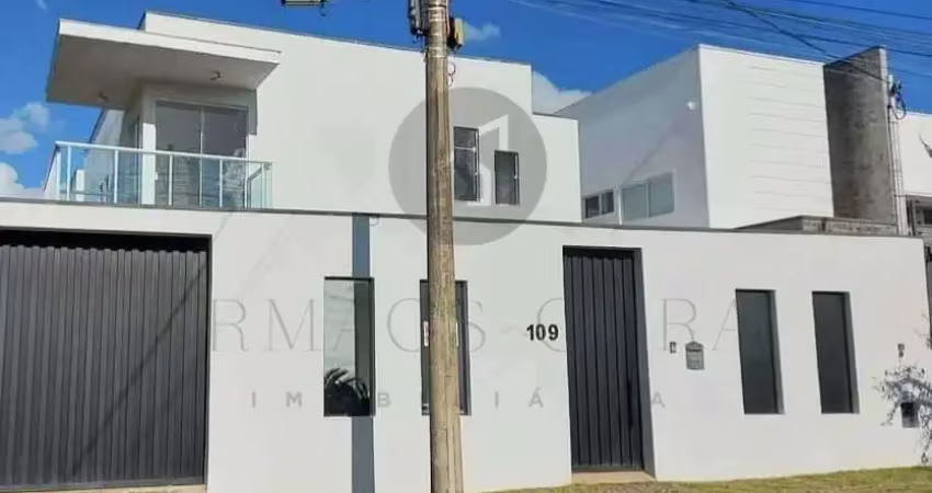 Casa com 3 quartos à venda na Rua Berlim, 109, Jardim Europa, Poços de Caldas