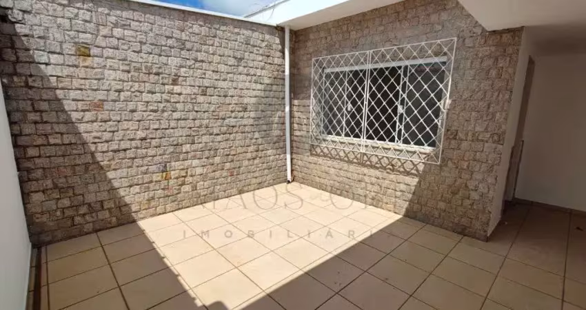 Casa com 3 quartos à venda na Rua Acre, 115, João Pinheiro, Poços de Caldas