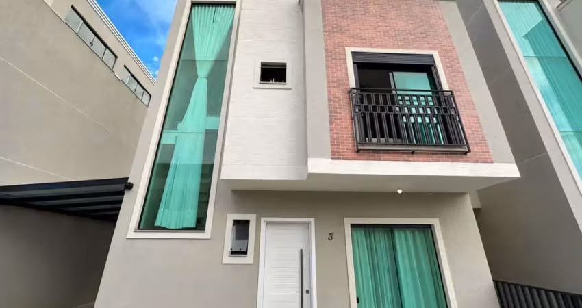 Casa de condomínio com 3 quartos  à venda, 130.00 m2 por r$850000.00  - xaxim - curitiba/pr