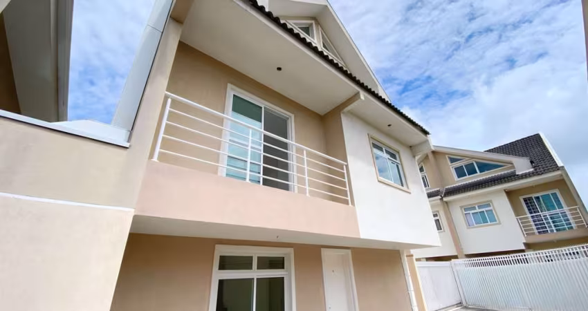 Casa de Condomínio com 3 quartos  à venda, 129.67 m2 por R$599000.00  - Uberaba - Curitiba/PR