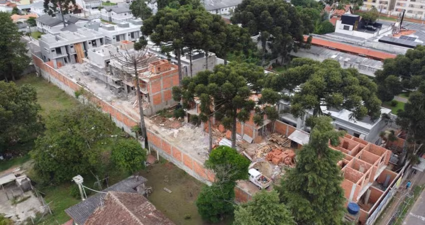 Sobrado com 3 quartos  à venda, 103.32 m2 por R$873200.00  - Boqueirao - Curitiba/PR