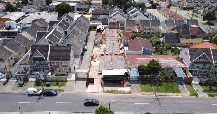 Sobrado com 4 quartos  à venda, 191.17 m2 por R$1061000.00  - Boqueirao - Curitiba/PR