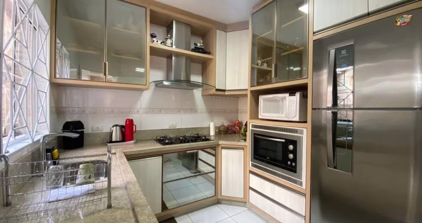 Casa de Condomínio com 3 quartos  à venda, 130.00 m2 por R$597000.00  - Uberaba - Curitiba/PR