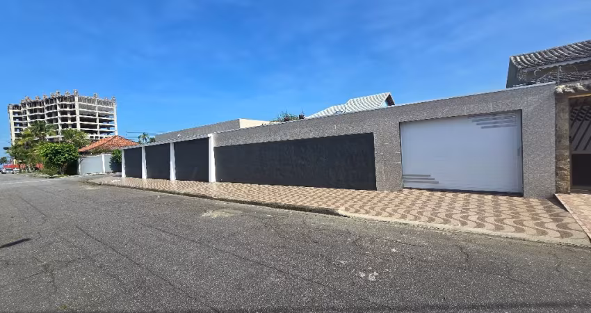 Ótima casa perto da praia, bairro seguro