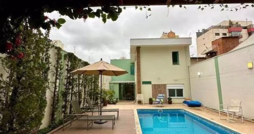 Sobrado 4 suites com piscina e 2 vagas
