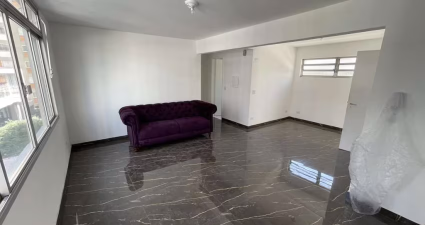 Apartamento para Venda em São Paulo, Moema, 2 dormitórios, 2 banheiros, 1 vaga