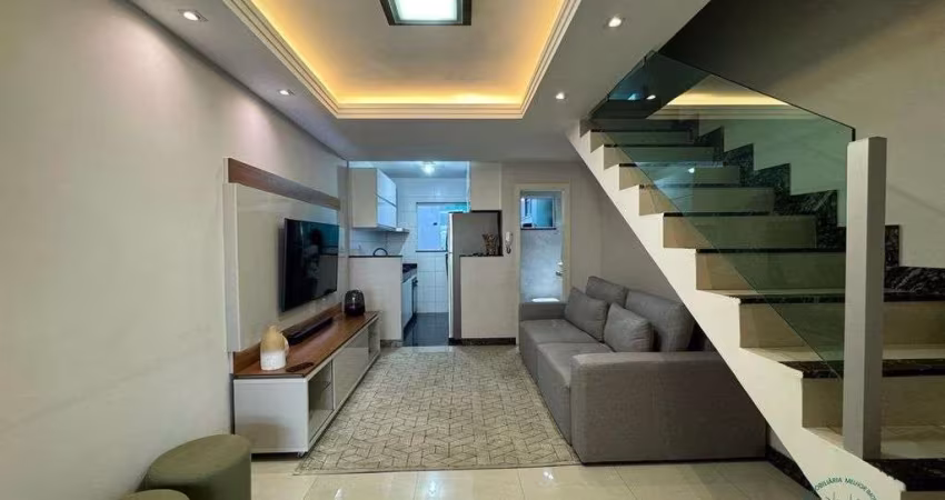 Casa Geminada à Venda em Santa Amélia, Belo Horizonte - MG