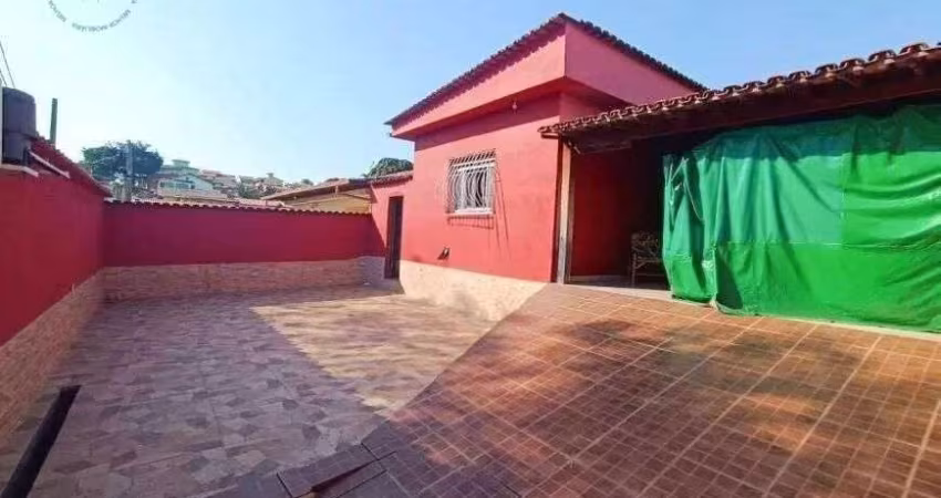 Casa com 3 quartos à venda na Rua Professor Leopoldo Miranda, 82, Santa Mônica, Belo Horizonte