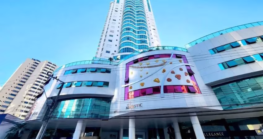 Apartamento com 3 quartos à venda na Avenida Brasil, 3551, Centro, Balneário Camboriú
