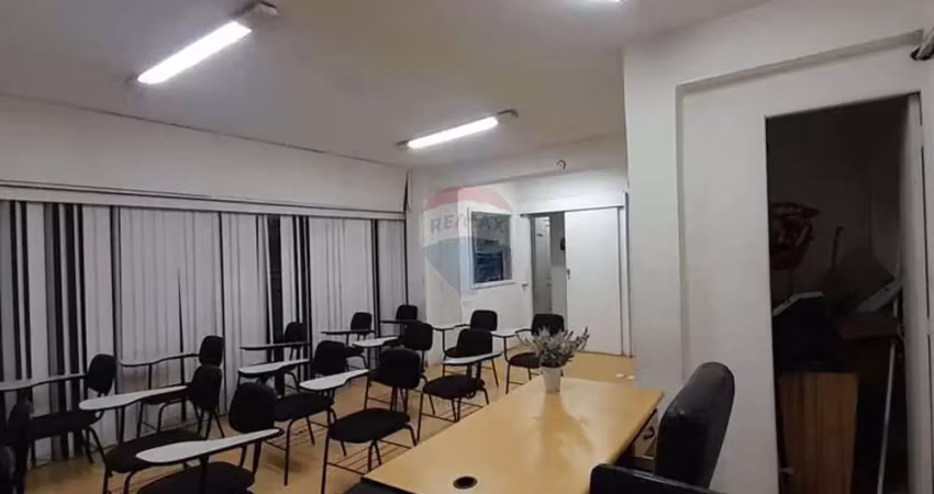 2 lojas comerciais de galeria, 46m² total copacabana, próxima ao metrô!