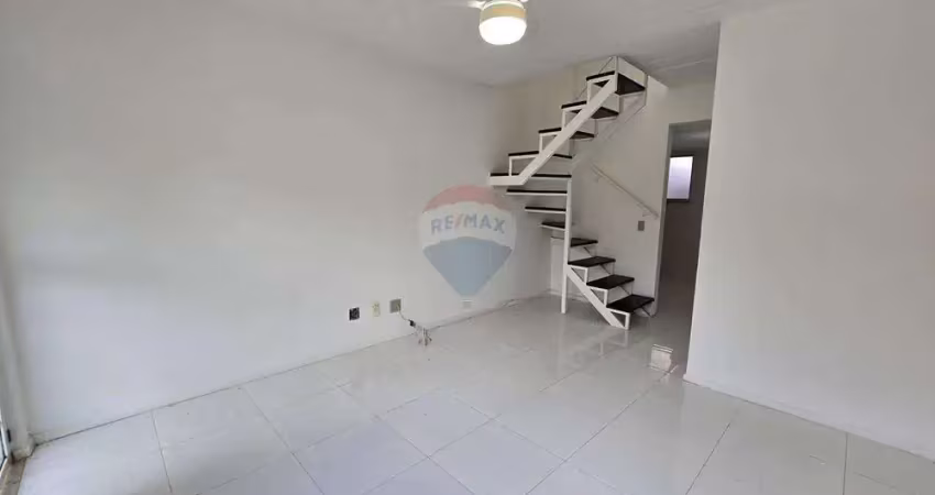 Casa com 2 quartos à venda na Estrada do Rio Morto, 197, Vargem Grande, Rio de Janeiro