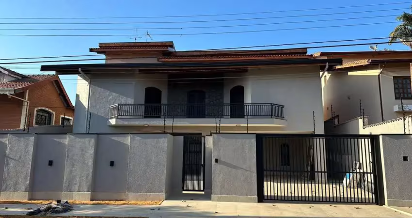Imperdível! Casa à venda em Paulínia-SP, Jardim de Itapoan: 4 quartos, 4 suítes, 1 sala, 2 vagas, 396,06m².