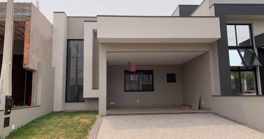 Casa em Condomínio de Alto Padrão em Paulínia-SP, Vila Monte Alegre - 3 Quartos, 3 Suítes, 2 Salas, 2 Vagas de Garagem - 137,77m².