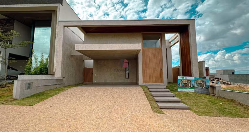 Casa de luxo em condomínio à venda em Paulínia-SP, 4 quartos, 4 suítes, 2 salas, 2 vagas e 208,53 m² de área no Parque Brasil 500!