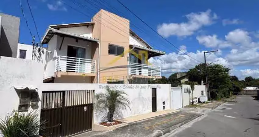 Casa duplex 2 suítes + escritório 152m² em abrantes