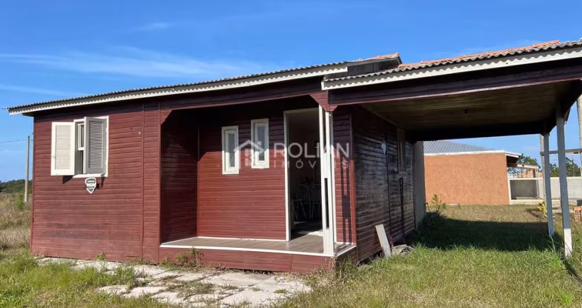 Casa Tupancy em Arroio do Sal/RS Cód 1345
