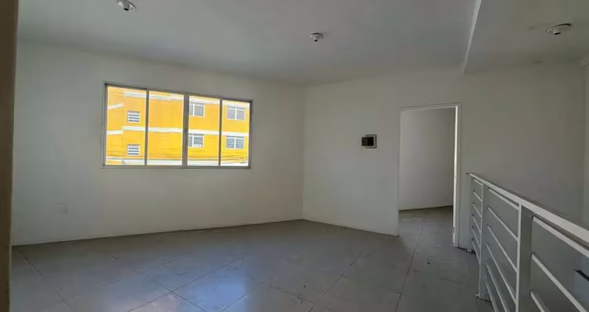 Prédio para alugar no Estreito, Florianópolis 