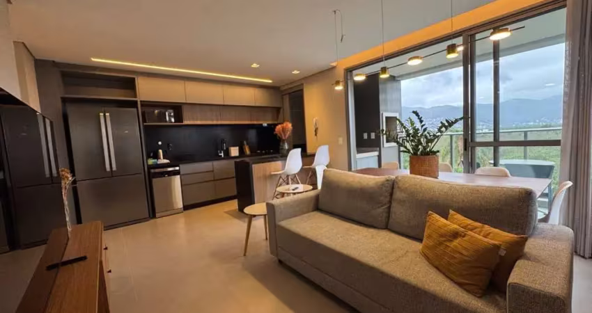 Apartamento com 3 quartos para alugar no Cacupé, Florianópolis 