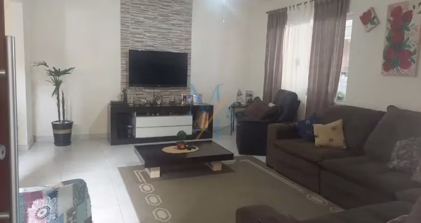 Casa para venda possui 300 metros quadrados com 3 quartos
