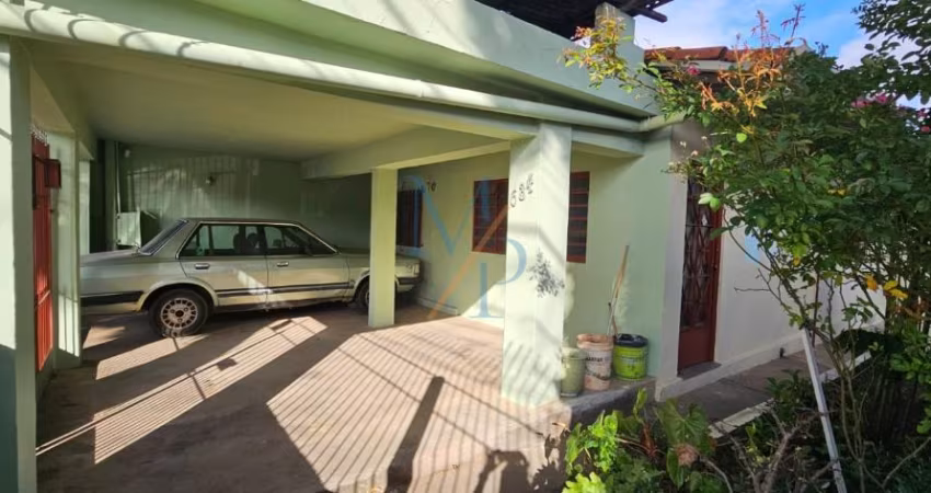Casa com despensa e edícula - No parque industrial, próximo ao Shopping Jardim Oriente