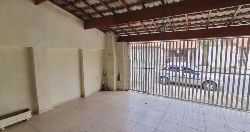 CASA TÉRREA 3 QUARTOS(1SUITE) - RUA SEM SAÍDA - BOSQUE DOS IPÊS