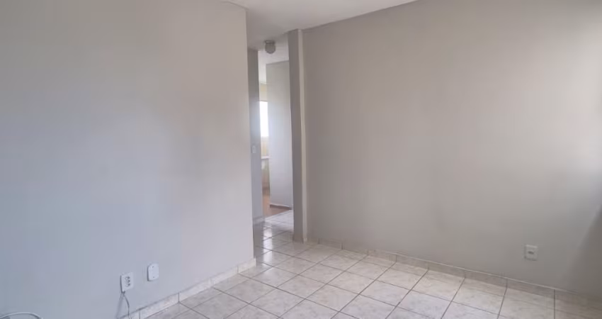 Lindo apartamento com 2 quartos e um banheiro com box - Ótima localização, próximo a Rodovia Presidente Dutra - Morada do Sol