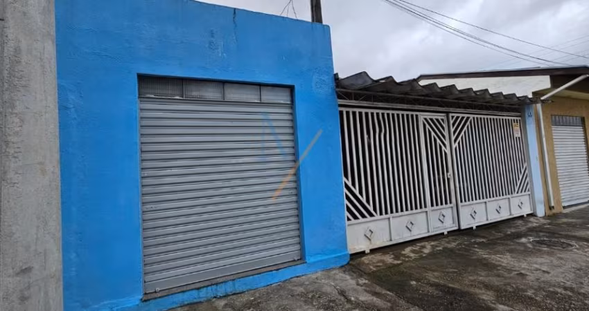 Linda casa, muito bem conservada com jardim e área gourmet nos fundos - Bairro tranquilo na Morada do Sol