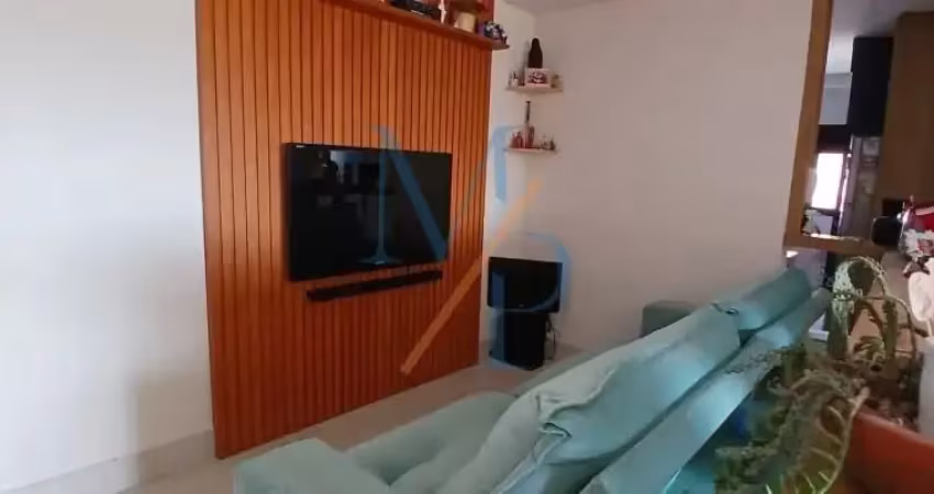 Lindo apartamento com armários planejados e sacada - ótima localização, próximo do tauste colinas e comércios
