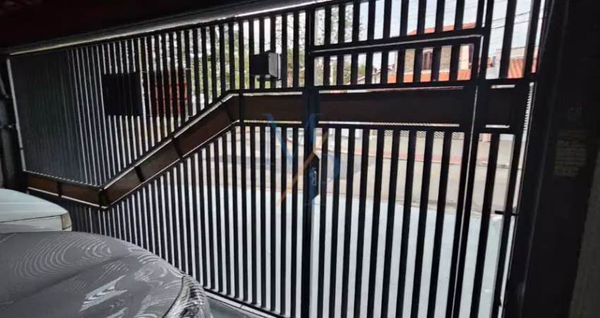 Linda casa com piscina e cozinha planejada - ótima localização, com fácil acesso a av. cassiopéia e comércios