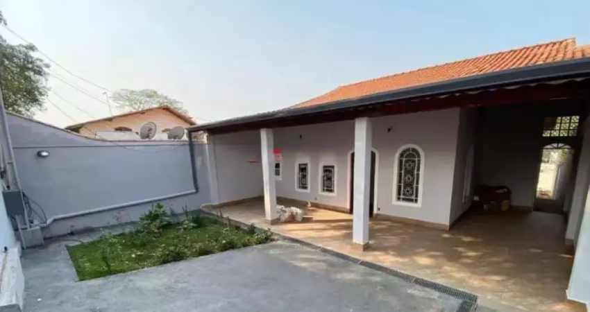 Casa com 3 quartos - jd. satélite - próximo vale sul